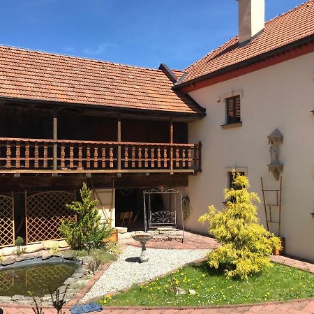 Zamecek Zdiky - Moderni Velky Apartman Bujanov 外观 照片